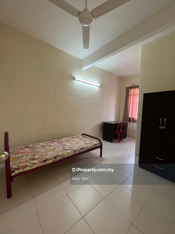 Rumah Berangkai 3 Tingkat untuk Dijual di Furnised 3 Storey house at West Lake Kampar, Kampar oleh Alex Yee - iProperty.com.my