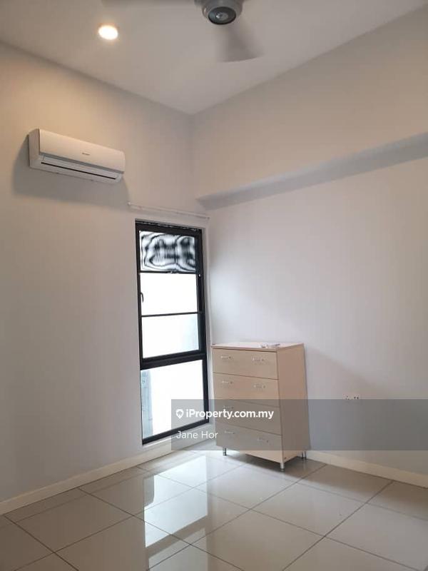 Rumah Berangkai 3 Tingkat untuk Dijual di 16 Sierra, Puchong oleh Jane Hor - iProperty.com.my
