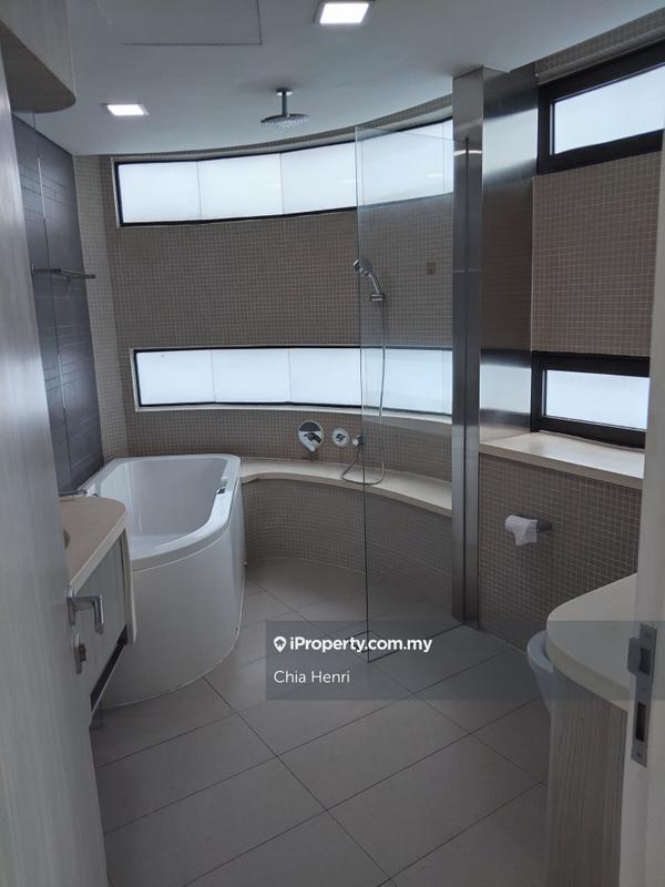 Rumah Bandar untuk Dijual di Pju 1a, Ara Damansara oleh Chia Henri - iProperty.com.my