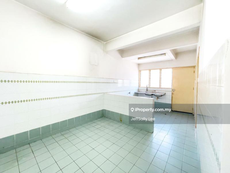 2-storey Terraced House for Sale in Usj 20, Subang Jaya by Sally Lee - Kitchen - iProperty.com.my
