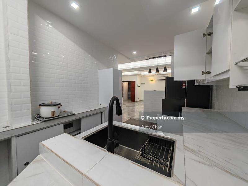 For Rent - Subang Perdana Goodyear Court 10