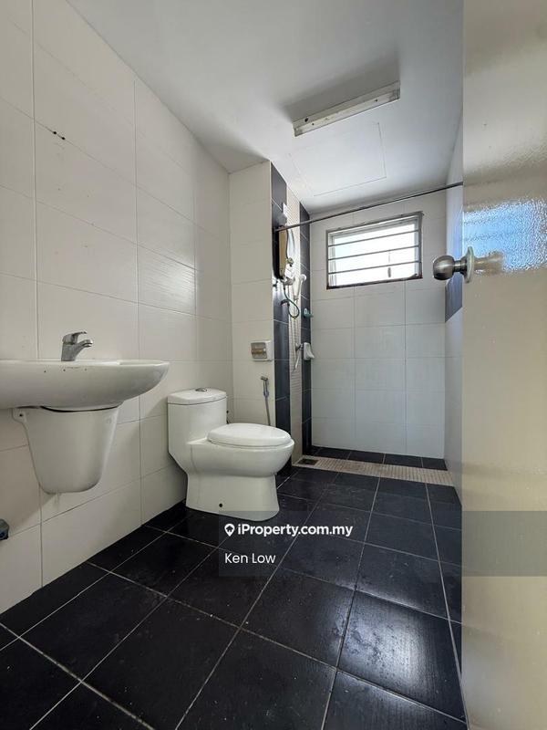 Kondominium untuk Dijual di Tiara ParkHomes oleh Ken Low - Bathroom - iProperty.com.my