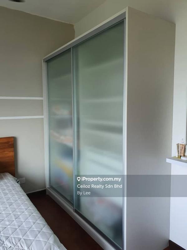 Residensi Servis untuk Dijual di Molek Regency oleh By Lee - iProperty.com.my