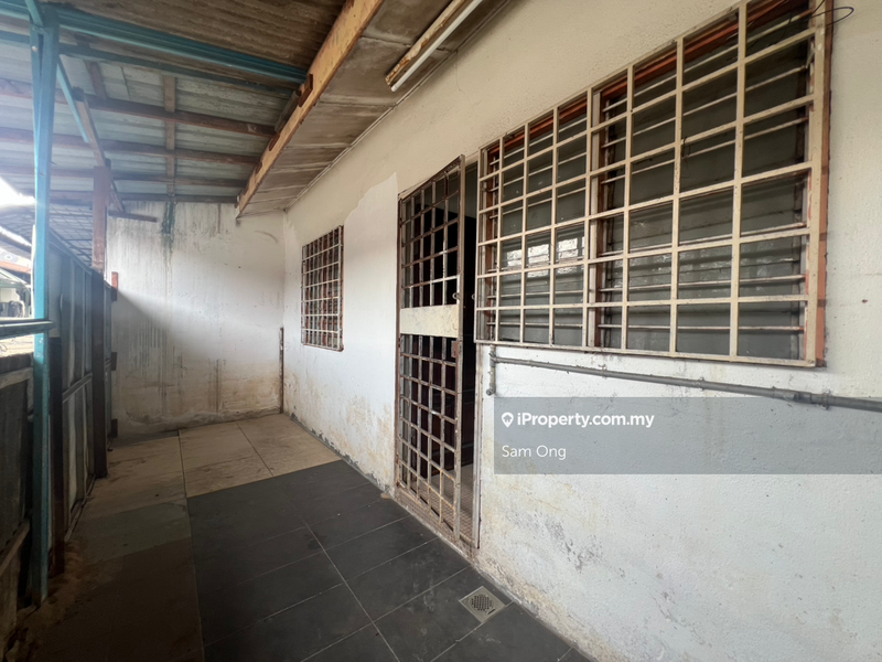 Rumah Berangkai 1 Tingkat untuk Dijual di Seri Kembangan, Selangor oleh Sam Ong - iProperty.com.my