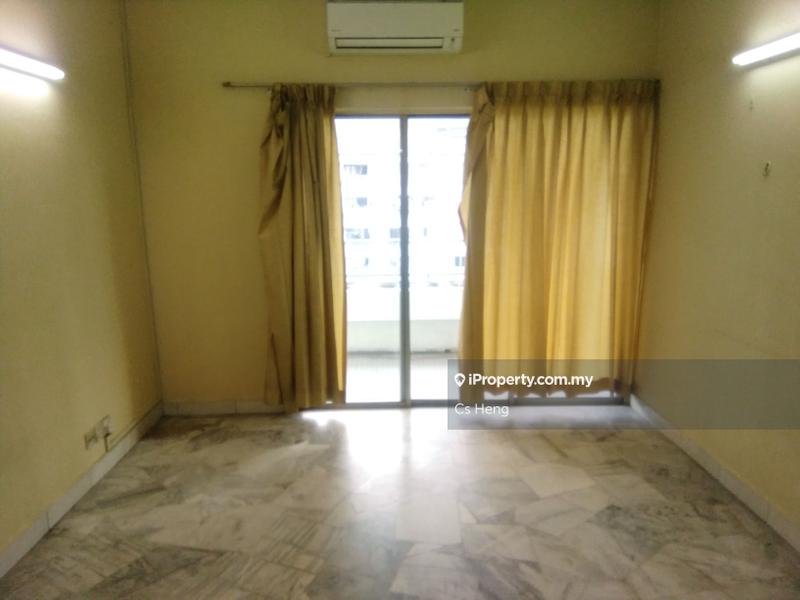 Pangsapuri untuk Dijual di Vista Angkasa oleh Cs Heng - iProperty.com.my
