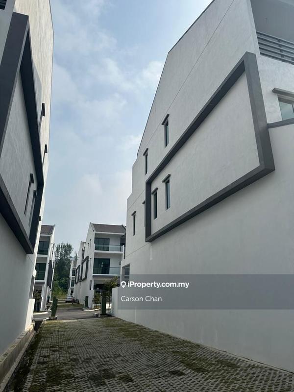 Rumah Berangkai 3 Tingkat untuk Dijual di Taman Orkid, Cheras oleh Carson Chan - iProperty.com.my