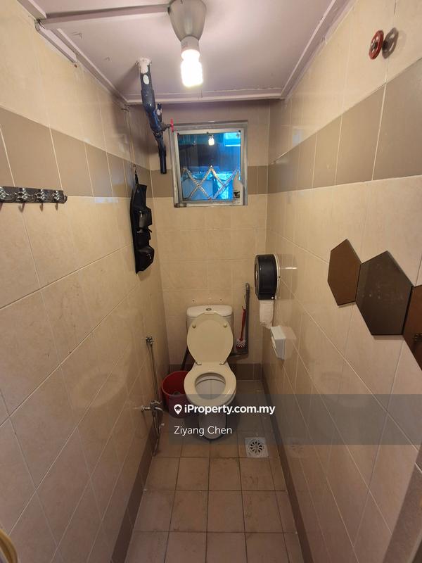 Shop / Office untuk Dijual di Taman Subang Perdana, Sungai Buloh oleh Ziyang Chen - iProperty.com.my