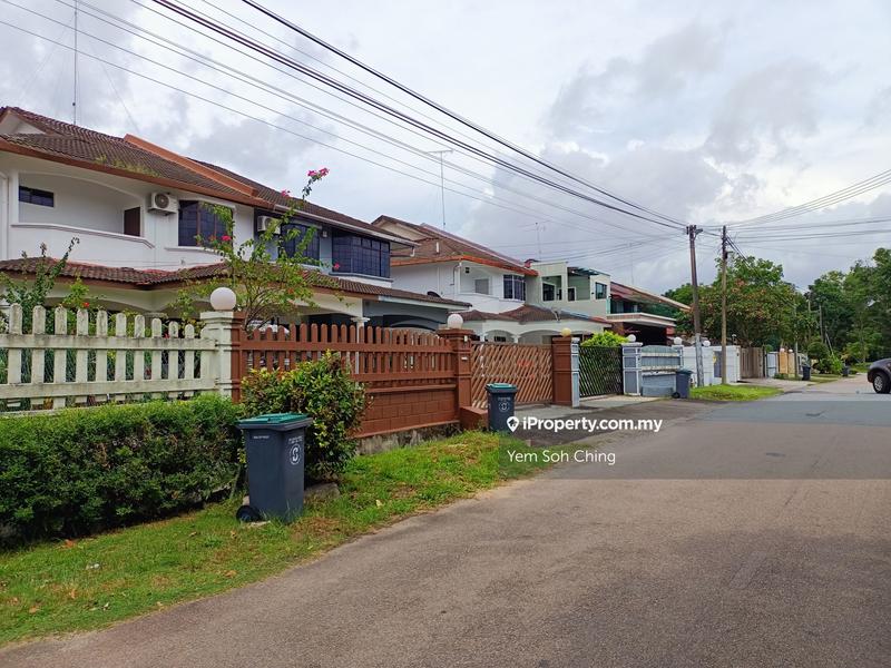 Rumah Berkembar untuk Dijual di Taman Titiwangsa, Kluang oleh Yem Soh Ching - iProperty.com.my