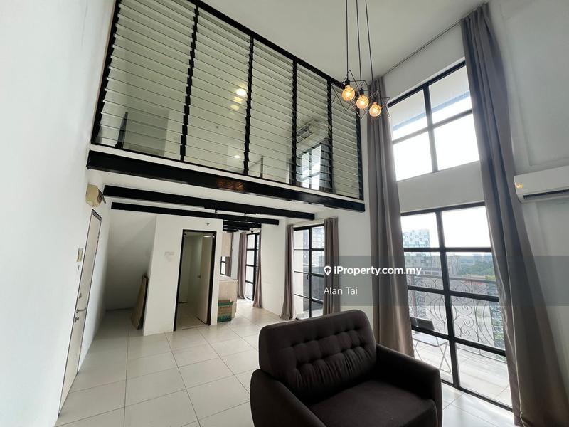 For Sale - Colonial @ Empire City