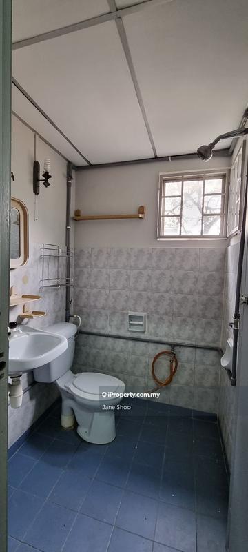 Townhouse for Sale in Taman Overseas Union (Taman Oug), Jalan Klang Lama (Old Klang Road) by Jane Shoo - iProperty.com.my