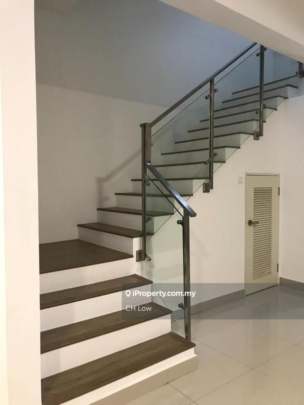 Rumah Berangkai 3 Tingkat untuk Dijual di Cyberjaya, Cyberjaya oleh CH Low - iProperty.com.my