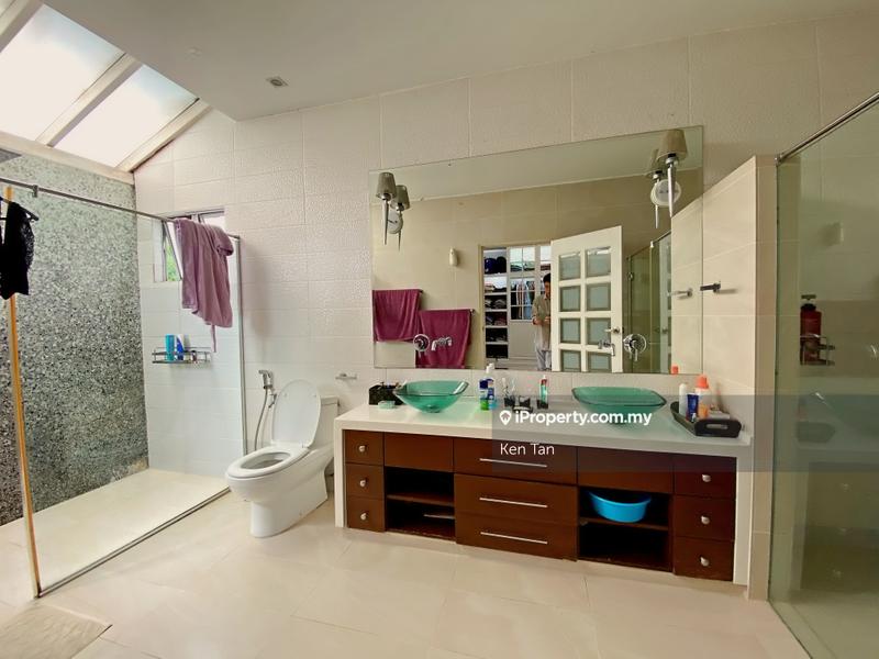 Bungalow House for Sale in Kota Damansara, Kota Damansara by Ken Tan - iProperty.com.my