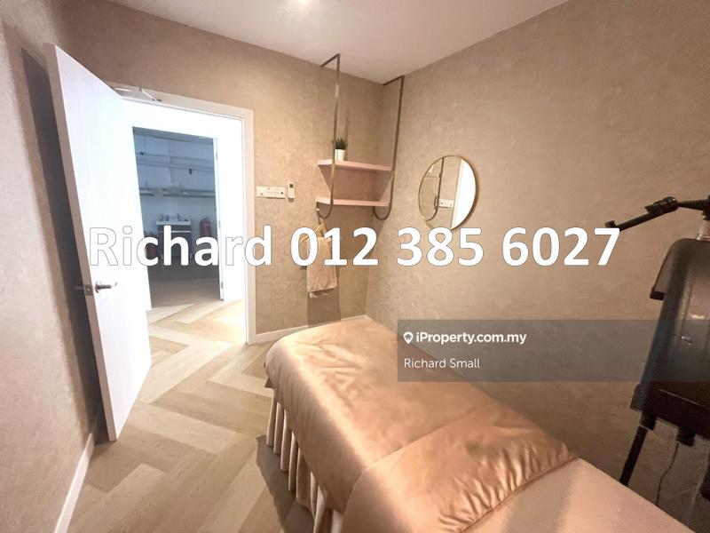 Kedai untuk Dijual di Petaling Jaya, Selangor oleh Richard Small - iProperty.com.my