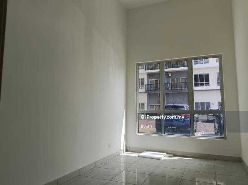 Residensi Servis untuk Dijual di BSP 21 oleh Irwan Affandi - iProperty.com.my