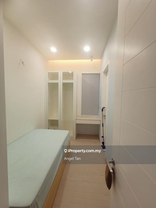 For Rent - Le Pavillion