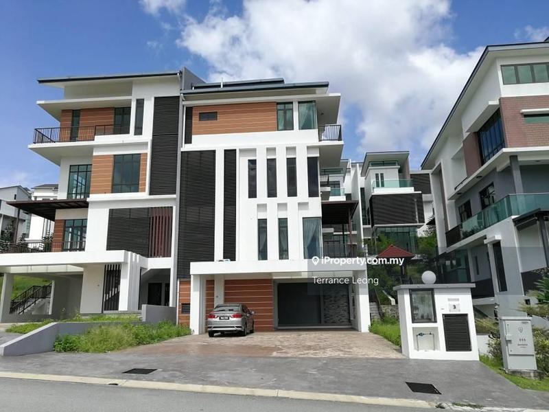 Bungalow House untuk Dijual di Kingsley Hills , Putra heights , subang jaya, Subang Jaya oleh Terrance Leong - iProperty.com.my
