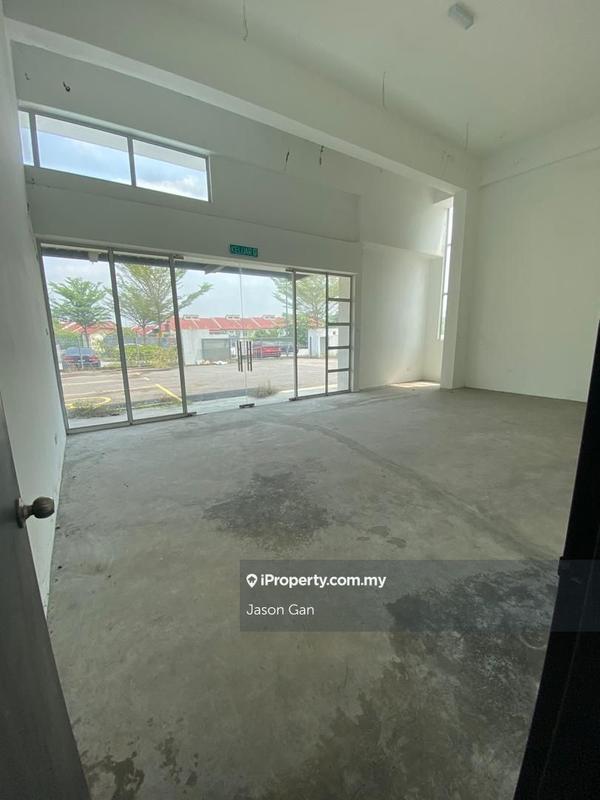 For Sale - SUBANG JAYA, FREEHOLD RENOVATED, 3 STOREY SEMI-D FACTORY