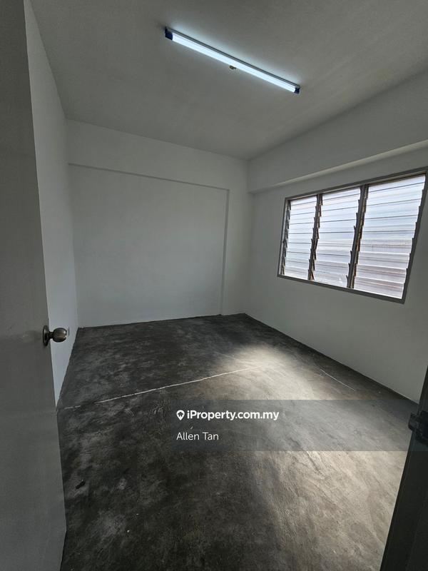 Flat for Sale in Angsana by Allen Tan - iProperty.com.my