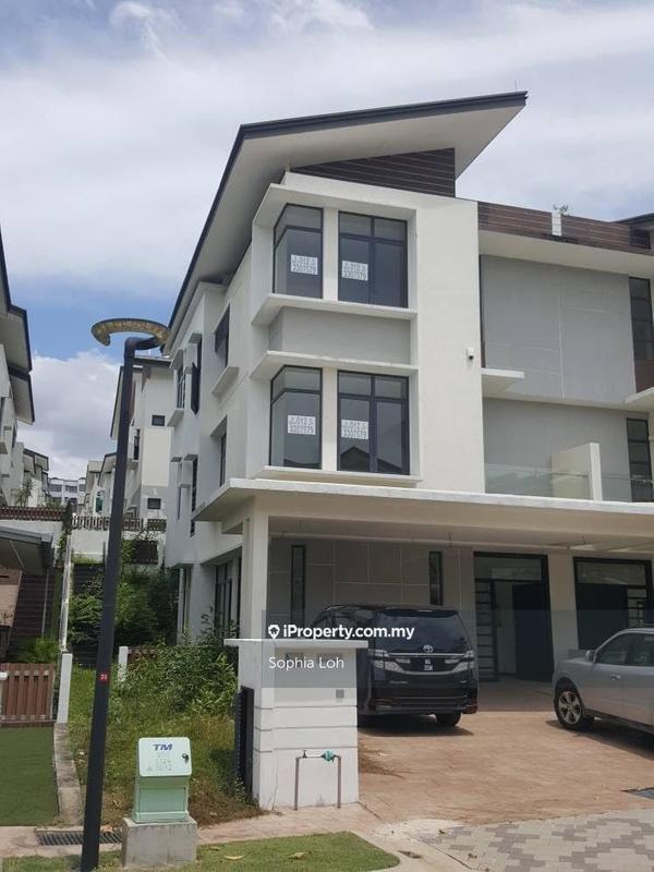 Semi-Detached House for Sale in Seri Kembangan, Selangor by Sophia Loh - iProperty.com.my