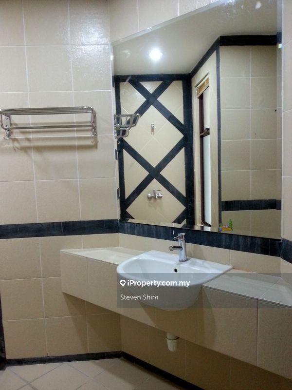 Rumah Berangkai 2 Tingkat untuk Dijual di Bukit Rahman Putra, Sungai Buloh oleh Steven Shim - iProperty.com.my