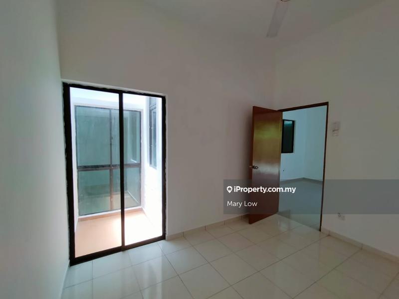 Cluster House for Sale in Taman Saujana Indah 1 Storey Semi-D Cluster House, Bukit Katil by Mary Low - iProperty.com.my