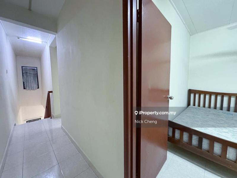 Rumah Berangkai 2 Tingkat untuk Dijual di Taman Bestari Indah@Double Storey Medium Low Cost, Ulu Tiram oleh Nick Cheng - iProperty.com.my