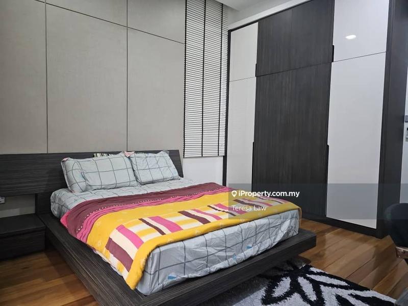 Rumah Berkembar untuk Dijual di Taman Equine, Seri Kembangan oleh Teresa Law - iProperty.com.my