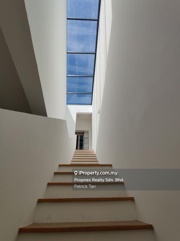 Rumah Berangkai 3.5 Tingkat untuk Dijual di Empire Residence, Damansara Perdana oleh Patrick Tan - iProperty.com.my