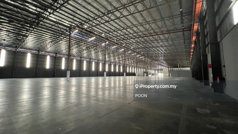 Poon Industrial Property - 工厂表弟
