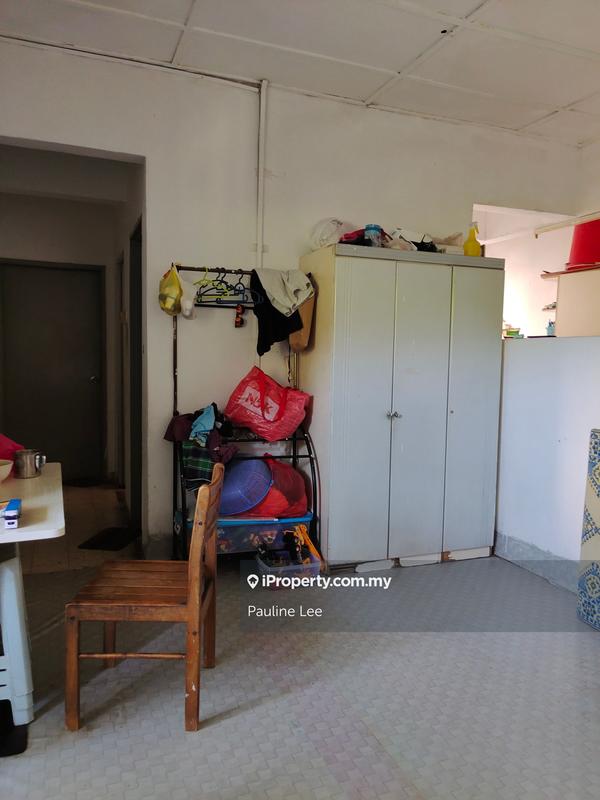 Rumah Pangsa untuk Dijual di Kuchai Entrepreneurs Park oleh Pauline Lee - iProperty.com.my