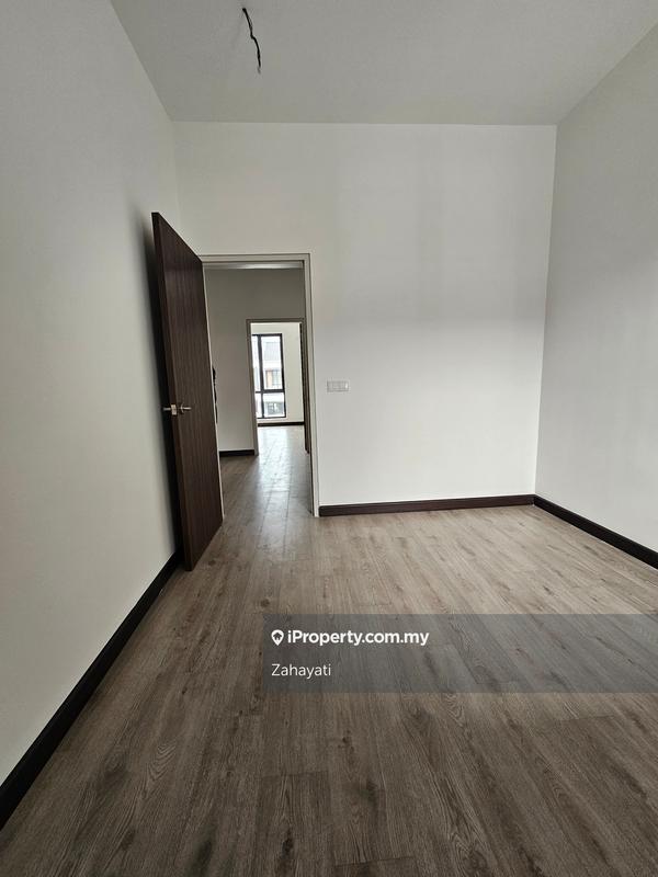Rumah Berangkai 2 Tingkat untuk Dijual di Elmina East, Intermediate Ilham Residences 2, Shah Alam oleh Zahayati - iProperty.com.my