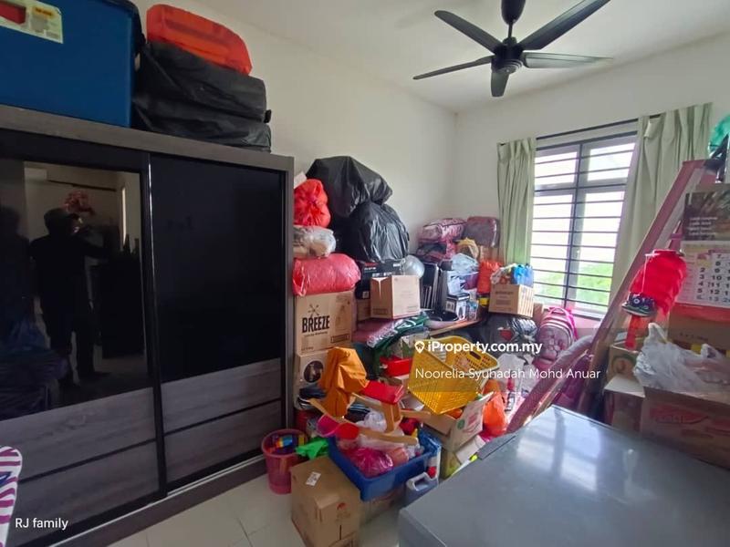 1-storey Terraced House for Sale in Taman Merlimau Permai, Merlimau by Noorelia Syuhadah Mohd Anuar - iProperty.com.my