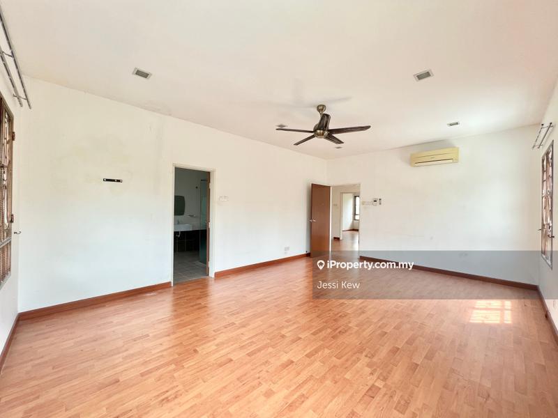 Semi-Detached House for Sale in Hijauan Residence, Ulu Langat by Jessi Kew - iProperty.com.my