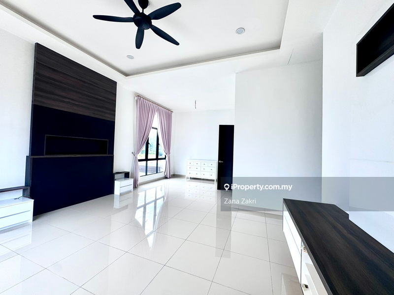 Rumah Berkembar untuk Dijual di Taman Melawati, Ulu Kelang oleh Zana Zakri - Masterbedroom - iProperty.com.my