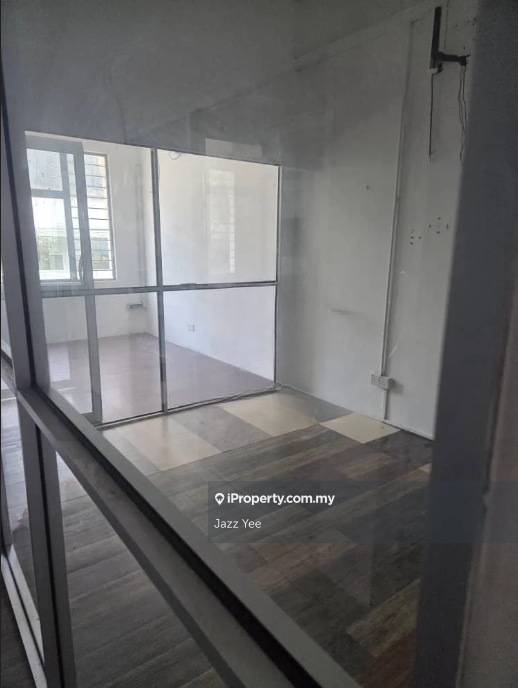 For Rent - 【BK5🔥】1st Floor Shop Office Bandar Kinrara Puchong for Rent