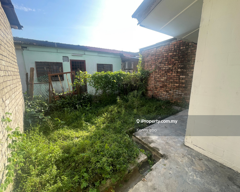 1-storey Terraced House for Sale in Taman Tas, Kuantan by Kenny Loo - iProperty.com.my