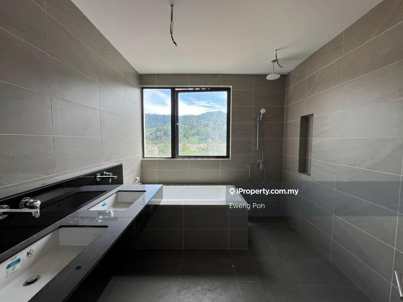 4.5-storey Terraced House for Sale in Ampang, Ampang by Eweng Poh - iProperty.com.my