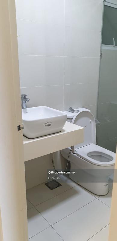 Service Residence for Sale in Skypod Residence by Elven Tan - iProperty.com.my