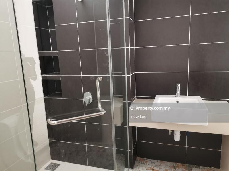 Rumah Berangkai 3 Tingkat untuk Dijual di Kota Damansara, Selangor oleh Siew Lee - iProperty.com.my