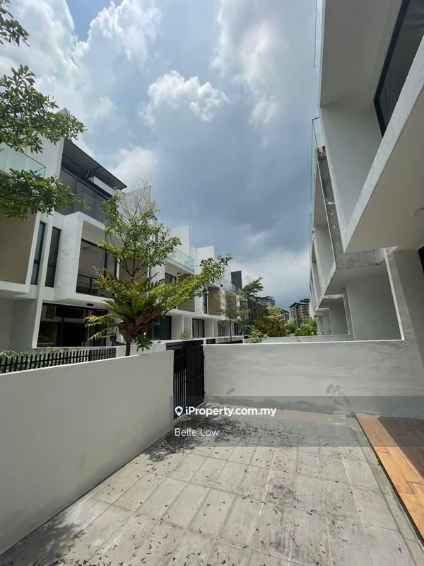 Rumah Berangkai 4 Tingkat untuk Disewa di Empire Residence, Damansara Perdana oleh Belle Low - iProperty.com.my
