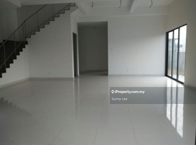 3-storey Terraced House for Sale in Taman Saujana Mutiara, Kajang by Sunny Lee - iProperty.com.my