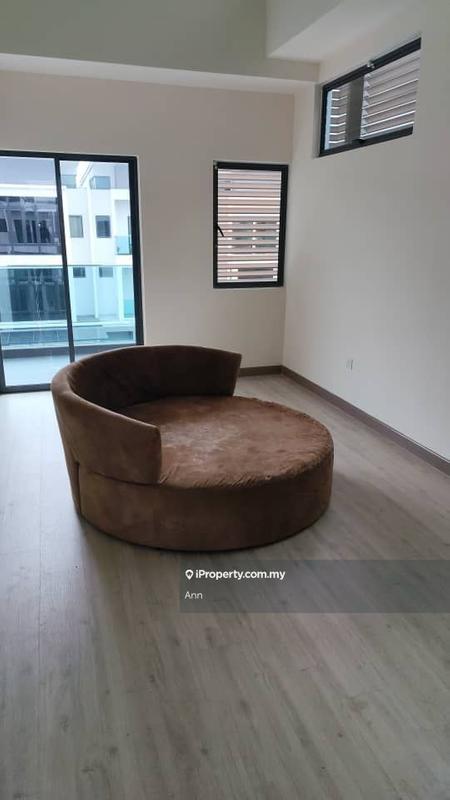 Rumah Berangkai 3 Tingkat untuk Dijual di Bandar Nusaputra, Puchong oleh Ann - iProperty.com.my