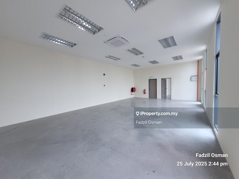 Kilang Terpisah untuk Dijual di Puncak Alam, Puncak Alam oleh Fadzil Osman - iProperty.com.my