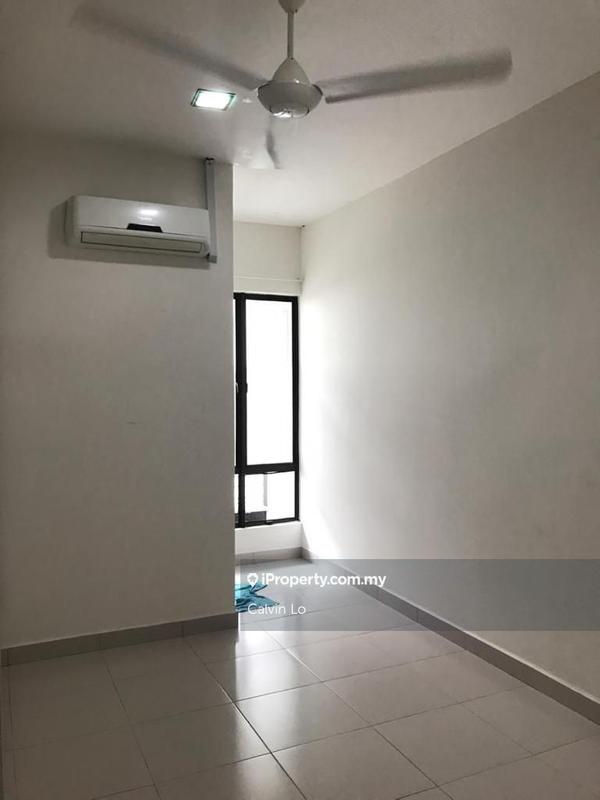Rumah Teres 2.5-Tingkat untuk Dijual di Kinrara Residence, Puchong oleh Calvin Lo - iProperty.com.my