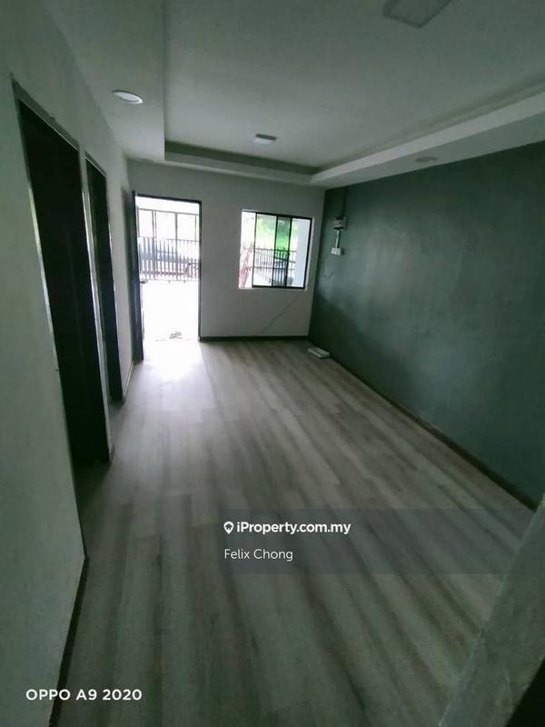 Rumah Teres 1-Tingkat untuk Dijual di Taman Rebana, Kluang oleh Felix Chong - iProperty.com.my