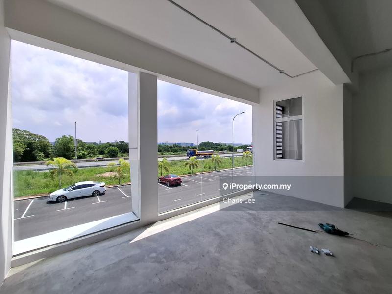 For Rent - Brand New Modern 3 storey shoplot Suria Industrial Park, Sepang, near KLIA
