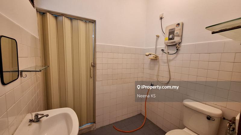Rumah Teres 1-Tingkat untuk Dijual di Taman Lucky, Bangsar oleh Neena KS - iProperty.com.my