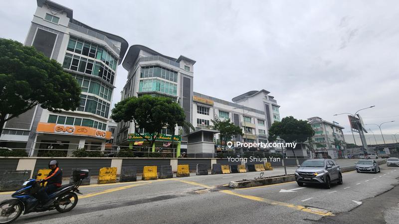 Shop / Office untuk Dijual di Kelana Jaya, Petaling Jaya oleh Yoong Shiun Yan - iProperty.com.my