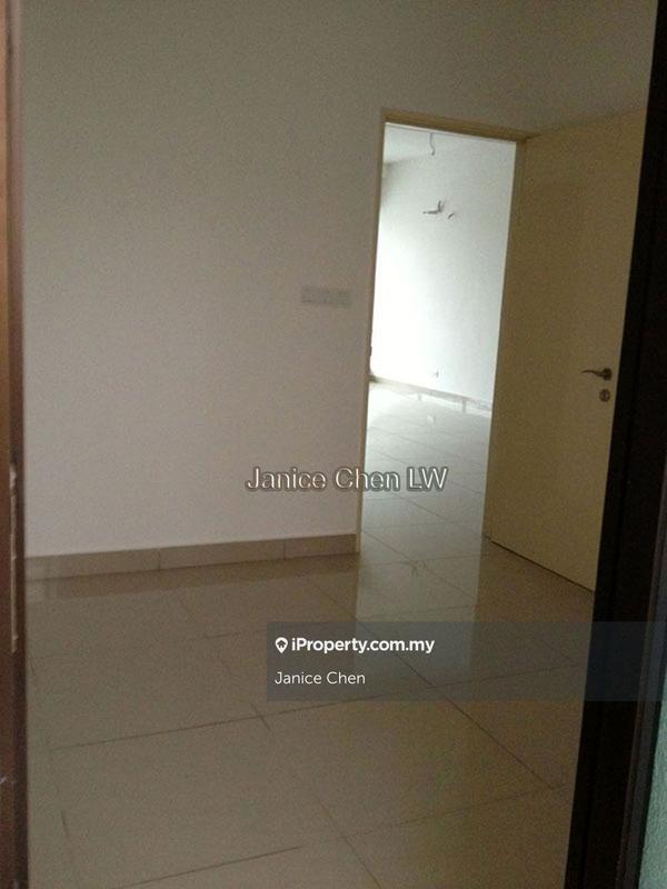 Rumah Berangkai 3 Tingkat untuk Disewa di Kinrara Residence, Puchong oleh Janice Chen - iProperty.com.my