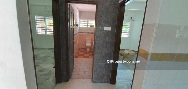 Banglo untuk Dijual di Desa Subang Permai, Shah Alam oleh PL Kee - iProperty.com.my